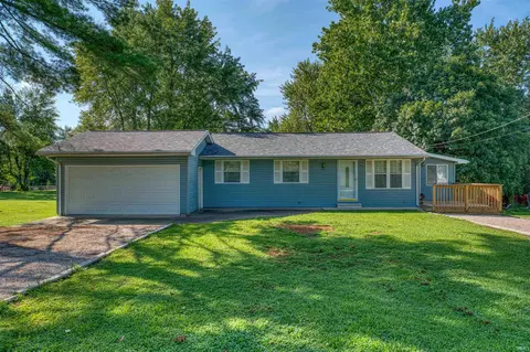 227 W Third St, Lynnville, IN 47619