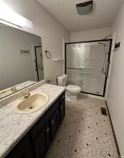 Bath - 2405 E Rechter Rd, Bloomington, IN 47401 photo 1 of 4