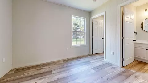 Bedroom - 707 S Durbin St, Bicknell, IN 47512 photo 1 of 4