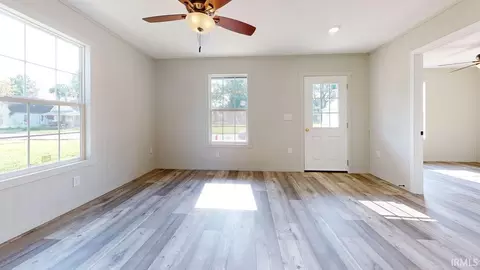 Living - 707 S Durbin St, Bicknell, IN 47512 photo 1 of 1