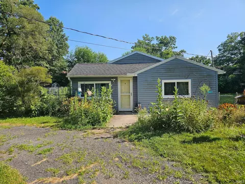25900 Modrell Ave, Elkhart, IN 46514