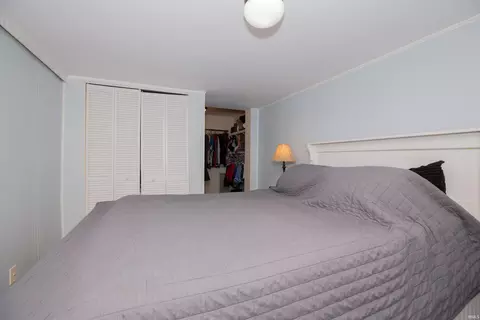 Bedroom - 543 E Tenth St, Mount Vernon, IN 47620 photo 1 of 3