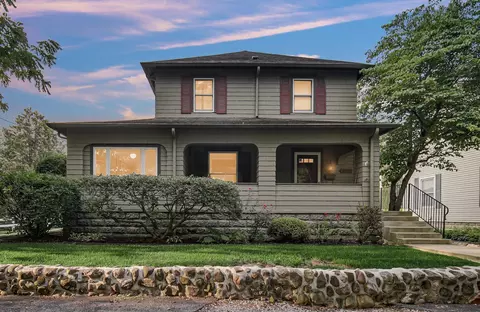 215 E Hawkins Ct, Culver, IN 46511