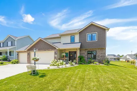 2125 Lindenwood Ave, Warsaw, IN 46580