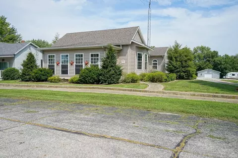 206 W Ridge St, Newtown, IN 47969
