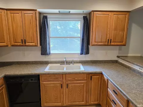 Kitchen - 1324 E Allendale Dr, Bloomington, IN 47401 photo 4 of 4