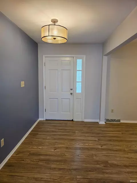 Entry Way - 1324 E Allendale Dr, Bloomington, IN 47401 photo 1 of 1
