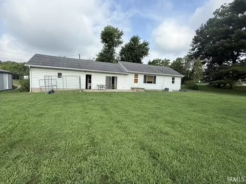312 S Clinton St, Clinton, IN 47842