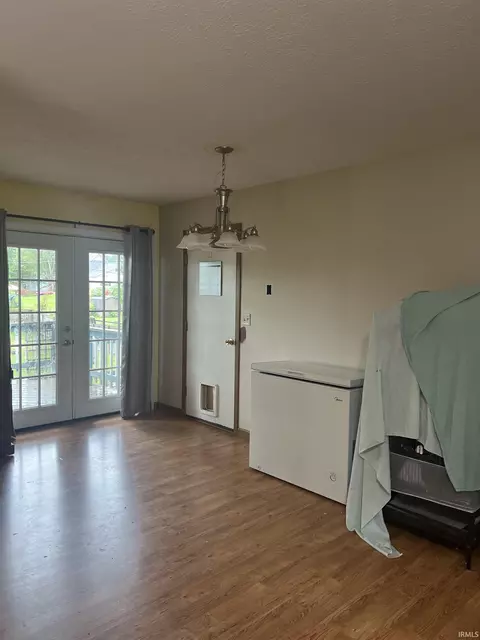 625 S 8th St, Mitchell, IN 47446 photo 8