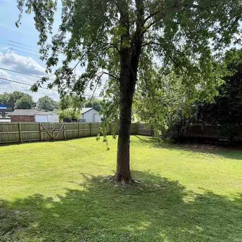 625 S 8th St, Mitchell, IN 47446 photo 16