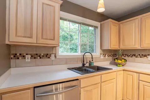 Kitchen - 1709 E Durham Dr, Bloomington, IN 47401 photo 3 of 3