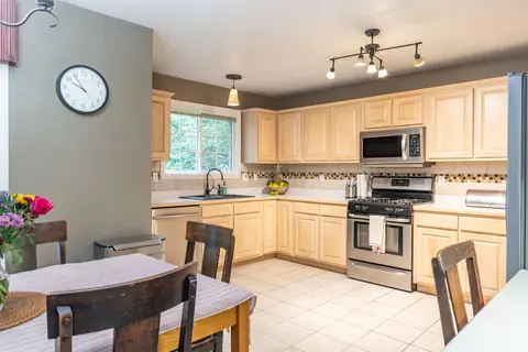 Kitchen - 1709 E Durham Dr, Bloomington, IN 47401 photo 1 of 3