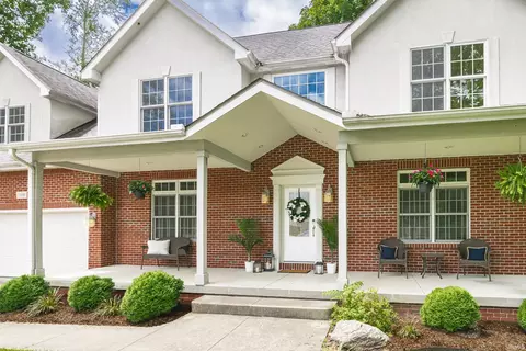 3900 E Breckenmore Dr, Bloomington, IN 47401 photo 2