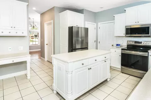3900 E Breckenmore Dr, Bloomington, IN 47401 photo 11