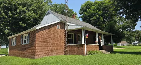 8903 N Ott Rd, Edwardsport, IN 47528