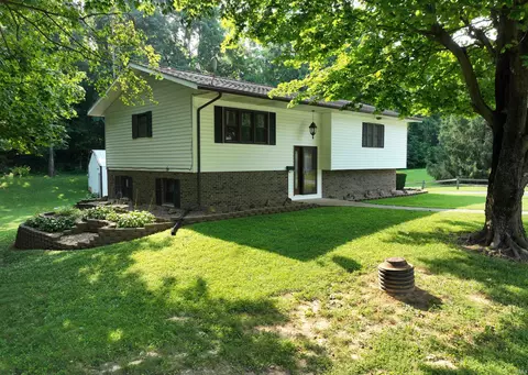 Exterior - 102 Jack Ct, Odon, IN 47562 photo 6 of 7