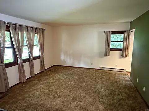 Living - 102 Jack Ct, Odon, IN 47562 photo 2 of 4