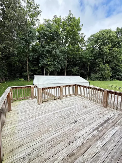 Exterior - 102 Jack Ct, Odon, IN 47562 photo 3 of 7