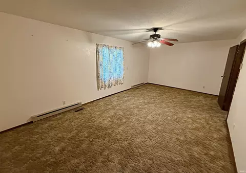 Bedroom - 102 Jack Ct, Odon, IN 47562 photo 3 of 5