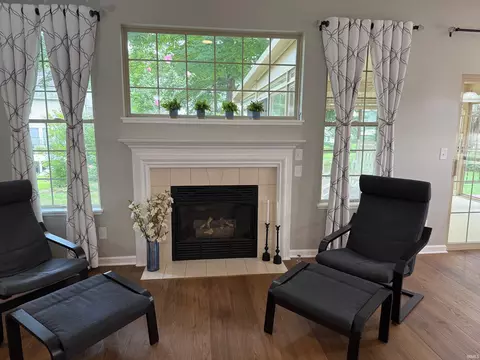 3628 E Tamarron Dr, Bloomington, IN 47408 photo 4