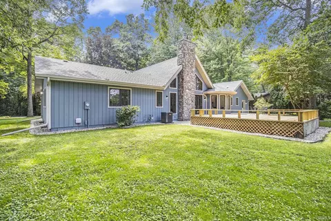 Exterior - 30137 Fox Run Trl, Granger, IN 46530 photo 3 of 6