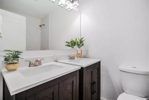 Bath - 30137 Fox Run Trl, Granger, IN 46530 photo 2 of 2