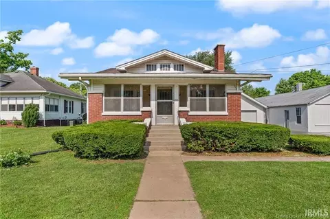 245 S Gospel St, Paoli, IN 47454