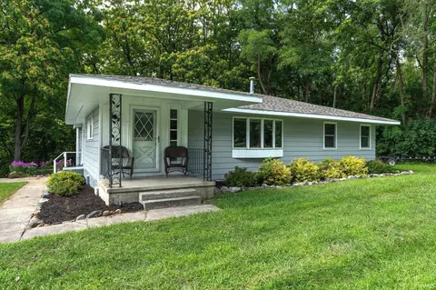 5927 E Us 24, Monticello, IN 47960