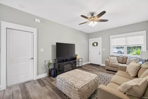 3949 S Cramer Cir, Bloomington, IN 47401 photo 5