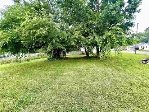 504 S Maple St, Bicknell, IN 47512 photo 13