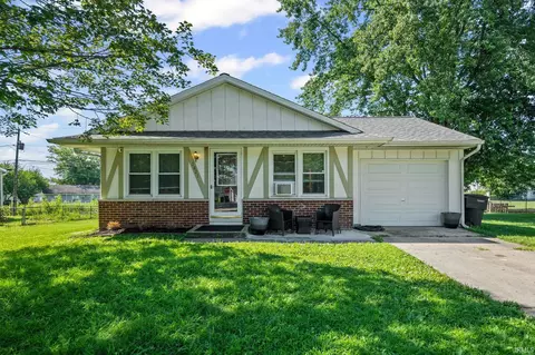 3821 Harper Dr, Lafayette, IN 47905