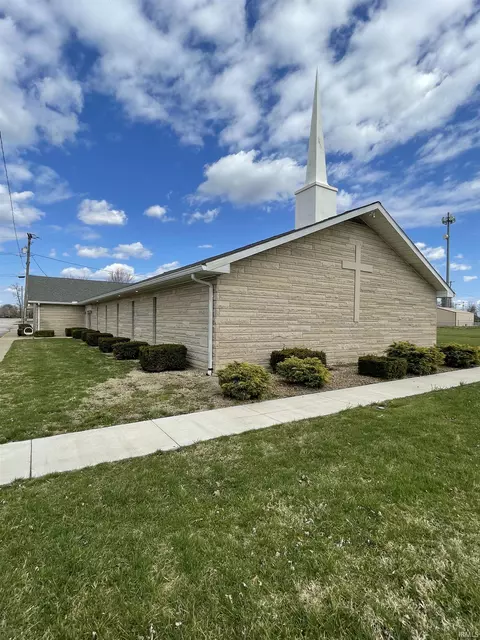 319 W Frank St, Mitchell, IN 47446 photo 3