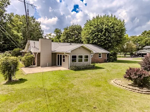 2900 E Kendall Ln, Muncie, IN 47303 photo 4