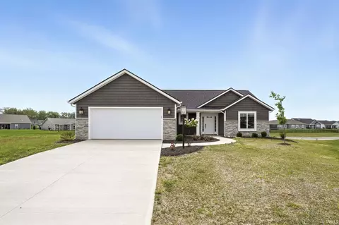 17155 Carrollton Ct, Huntertown, IN 46748