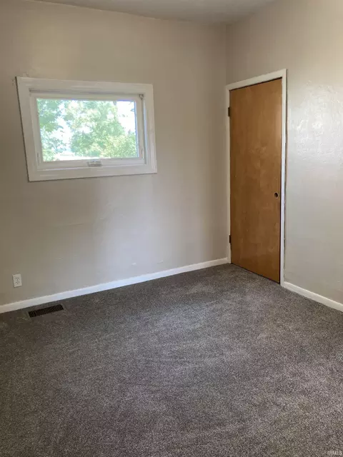 Bedroom - 2414 S County Line Rd, Yoder, IN 46798 photo 6 of 6