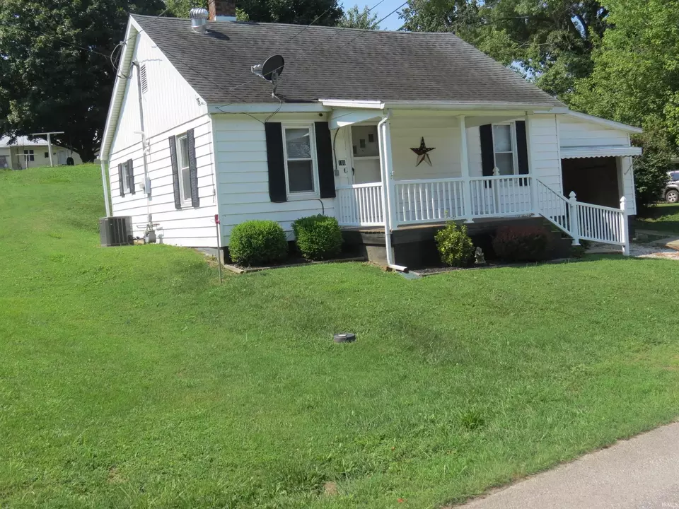  106 E Porter, Winslow, IN 47598 photo 1