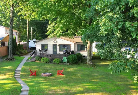 3361 E Stahl Rd, Monon, IN 47959