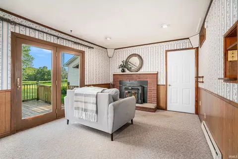 Living - 329 E 100 N Rd, Wabash, IN 46992 photo 2 of 2