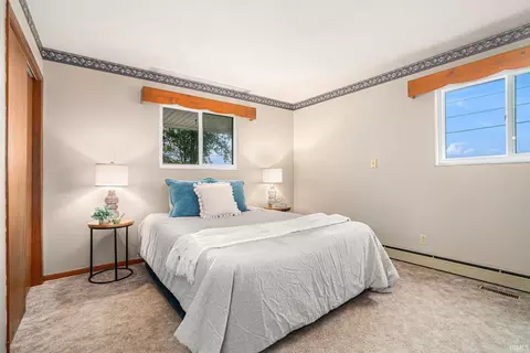 Bedroom - 329 E 100 N Rd, Wabash, IN 46992 photo 1 of 3