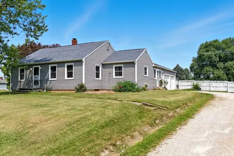 507 W State St, Ashley, IN 46705 photo 1