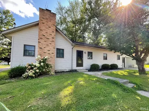 214 Cortland St, La Paz, IN 46537