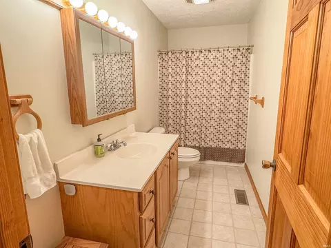 512 Thompson Ln, Mitchell, IN 47446 photo 12