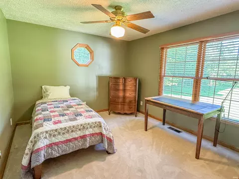 512 Thompson Ln, Mitchell, IN 47446 photo 10