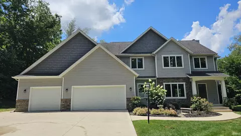 9803 Iron Bridge Rd, Roanoke, IN 46783