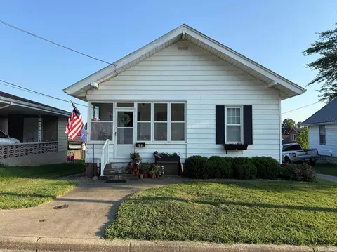 515 E 15th St, Jasper, IN 47546 photo 1