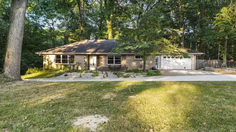 7201 Holly Dr, Evansville, IN 47712