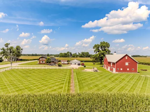 10475 N State Road 13, North Manchester, IN 46962