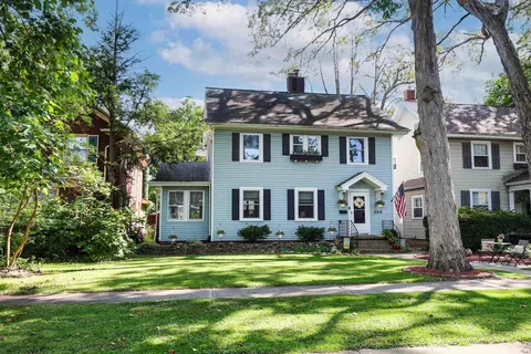 609 W Oakdale Dr, Fort Wayne, IN 46807