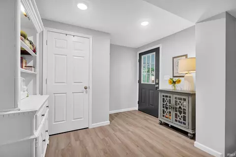 Entry Way - 1715 W Old Highway 60, Mitchell, IN 47446 photo 1 of 2