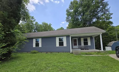 55 Paragon Dr, Henderson, KY 42420